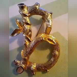 Sarah Coventry Gold Tone Letter “B” Branches Leaves Brooch Vintage